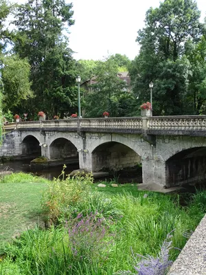 Pont de Saint-Pardoux-la-Rivière